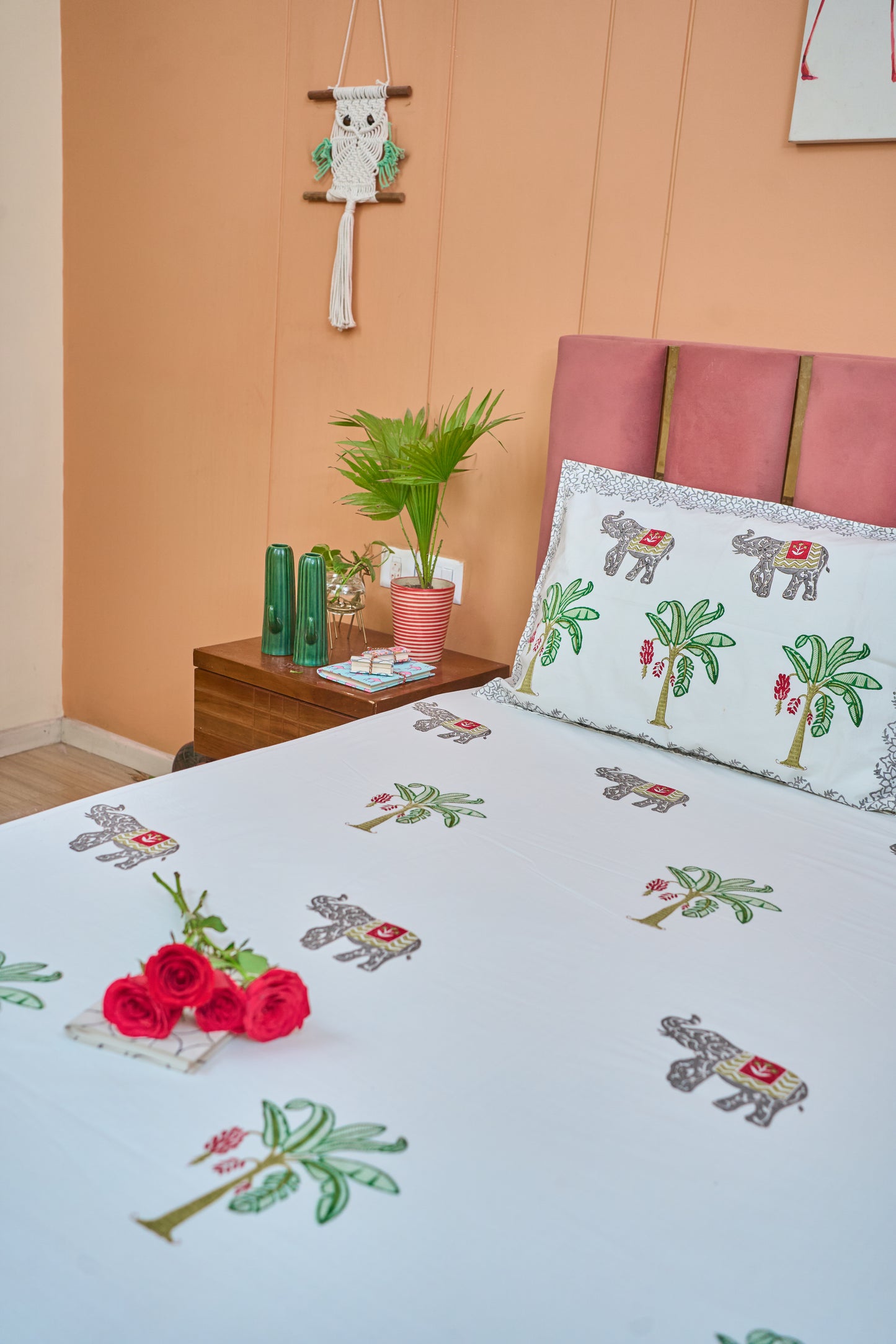 Subah-e-gul Bedsheet