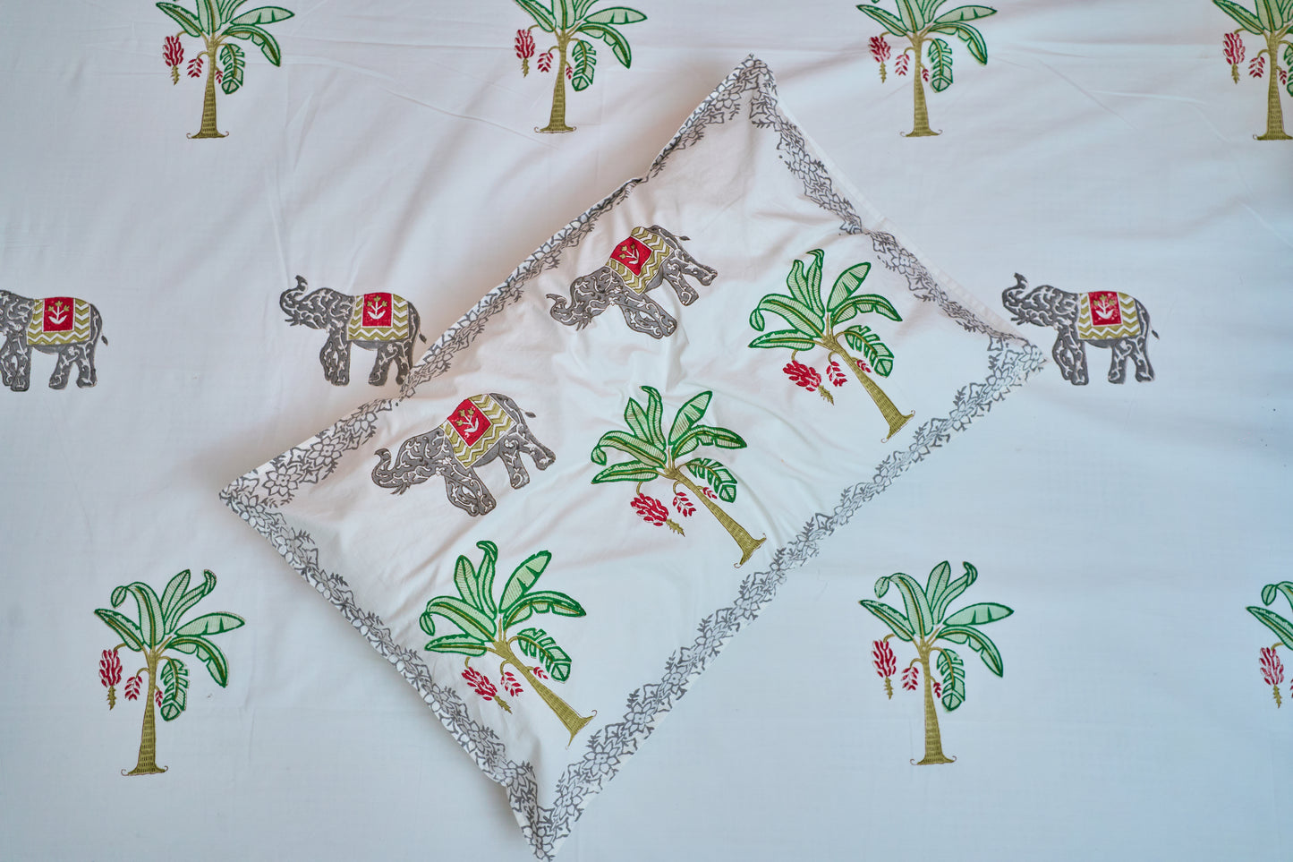 Subah-e-gul Bedsheet