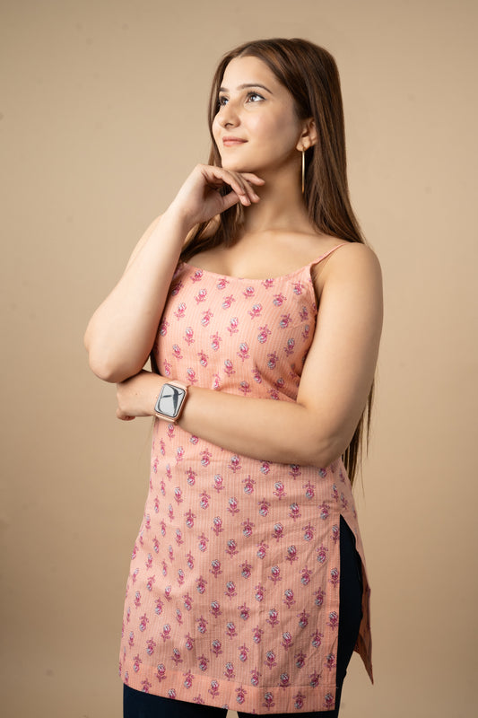 NOOR Kurti